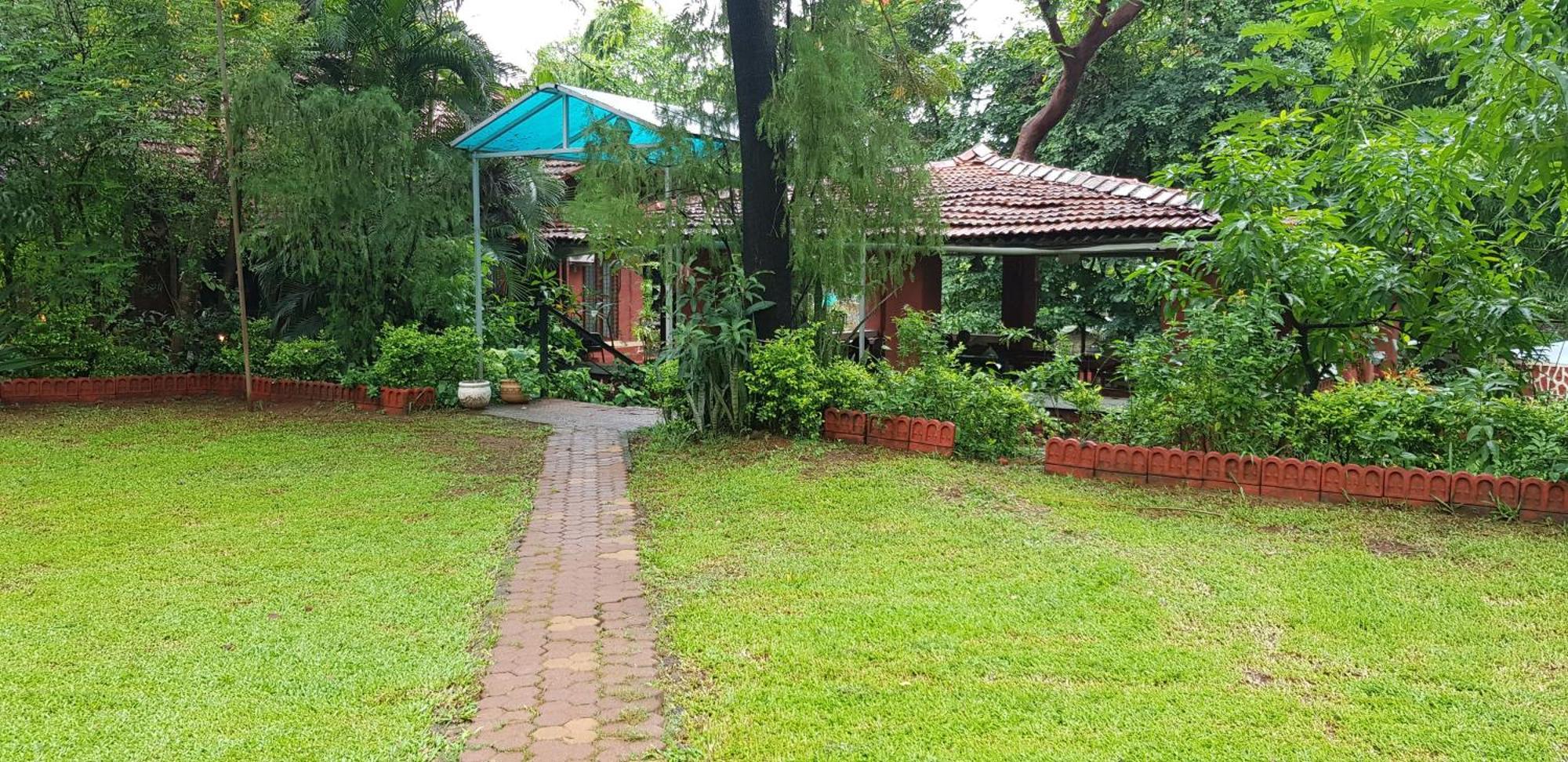 The Rippling Edge - River Front Property Karjat Buitenkant foto