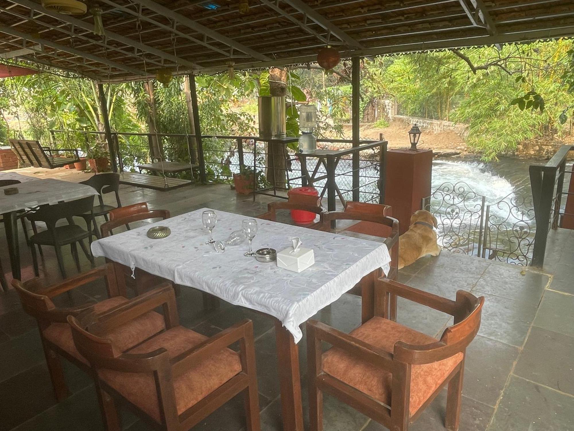 The Rippling Edge - River Front Property Karjat Buitenkant foto