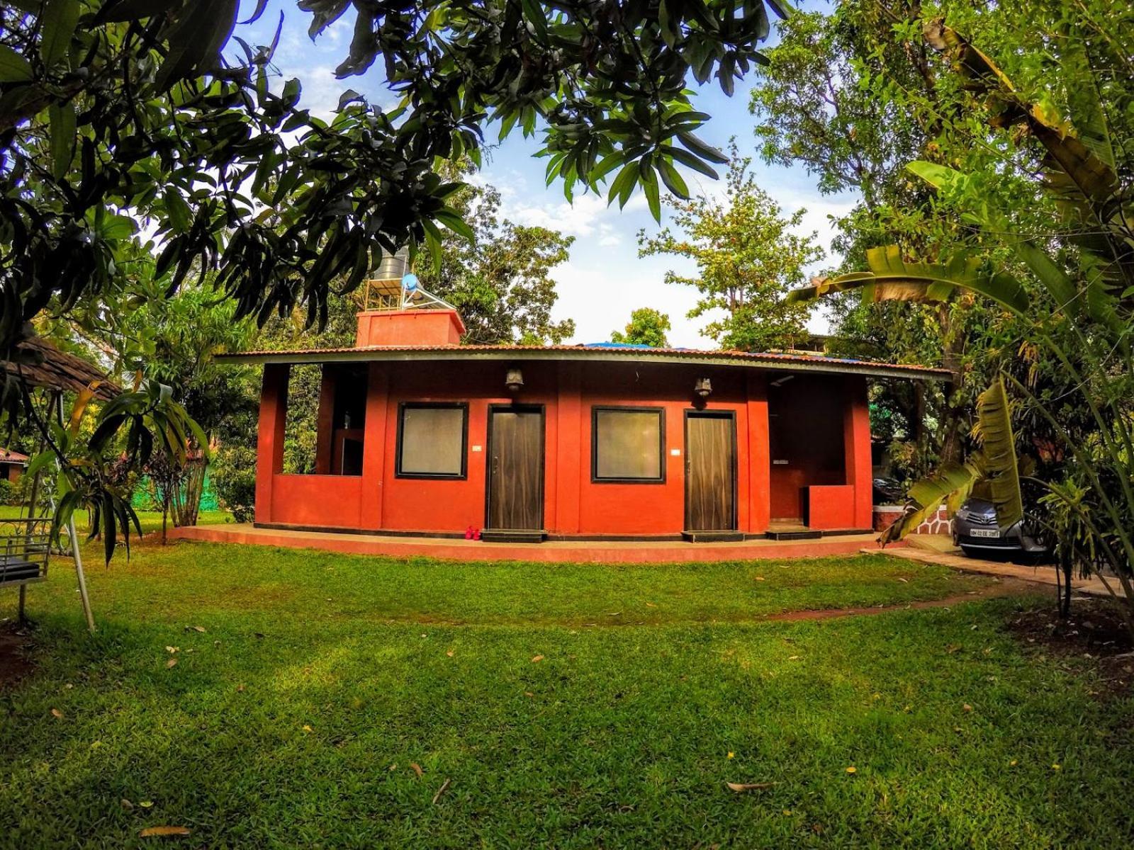 The Rippling Edge - River Front Property Karjat Buitenkant foto
