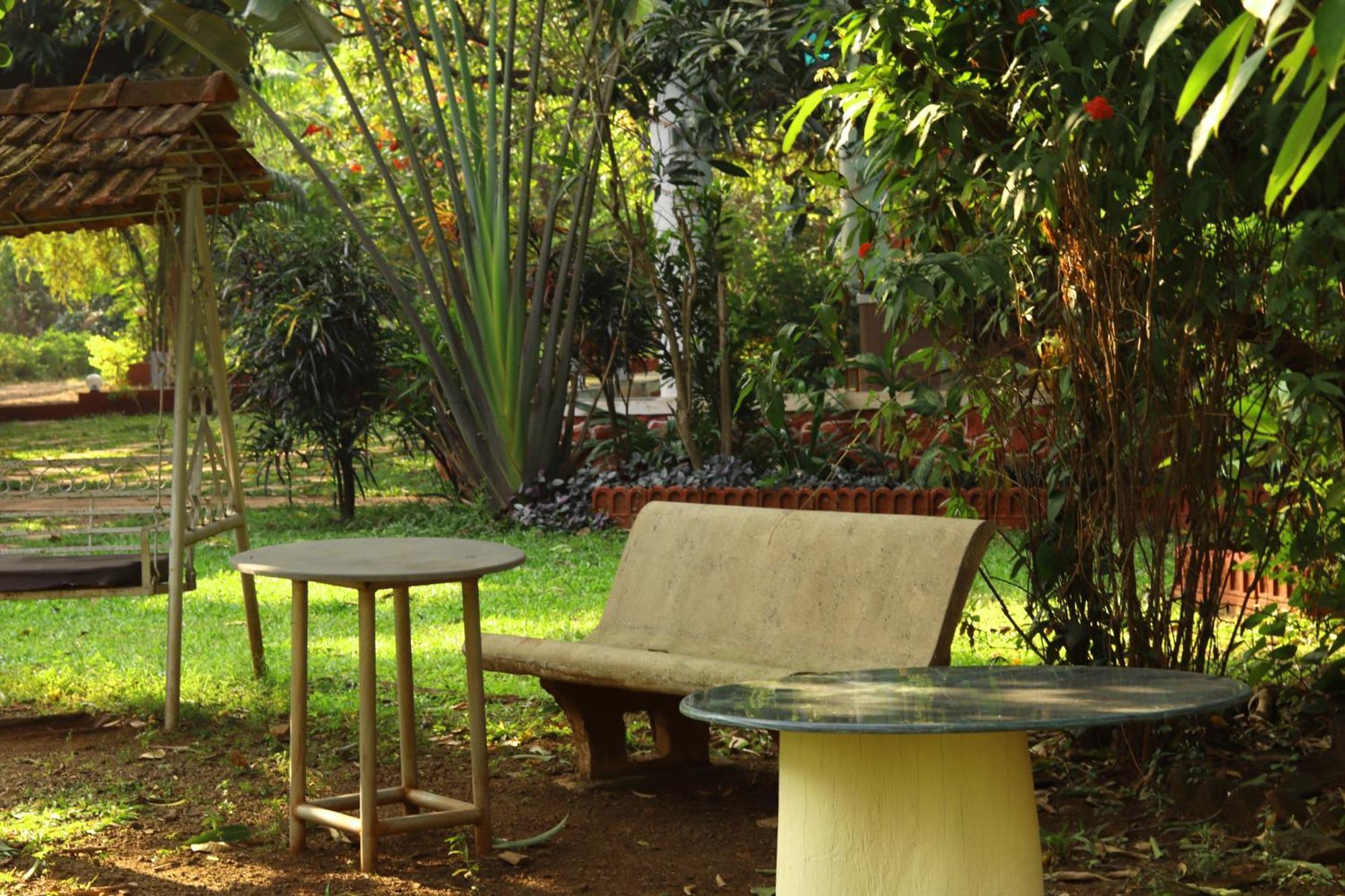 The Rippling Edge - River Front Property Karjat Buitenkant foto