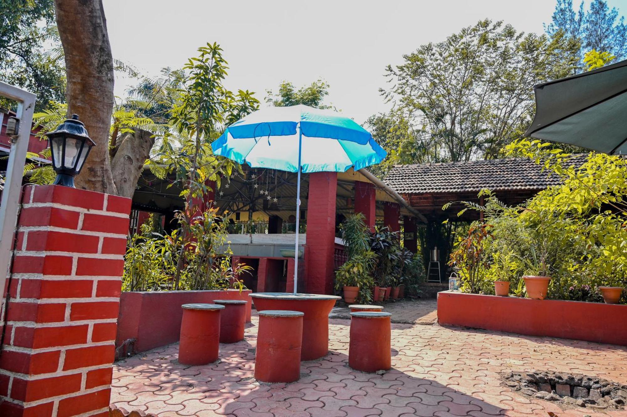 The Rippling Edge - River Front Property Karjat Buitenkant foto